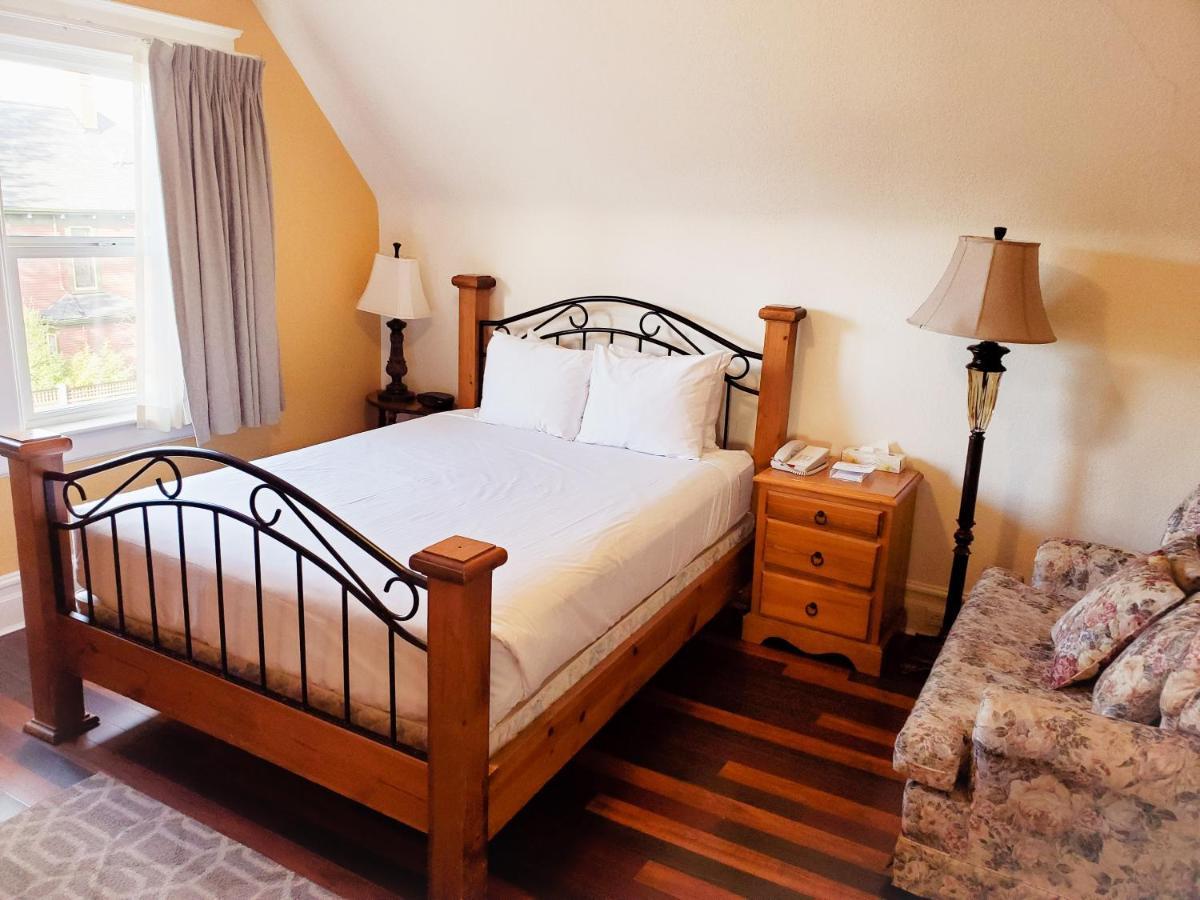James Bay Inn Hotel, Suites & Cottage Victoria Dış mekan fotoğraf