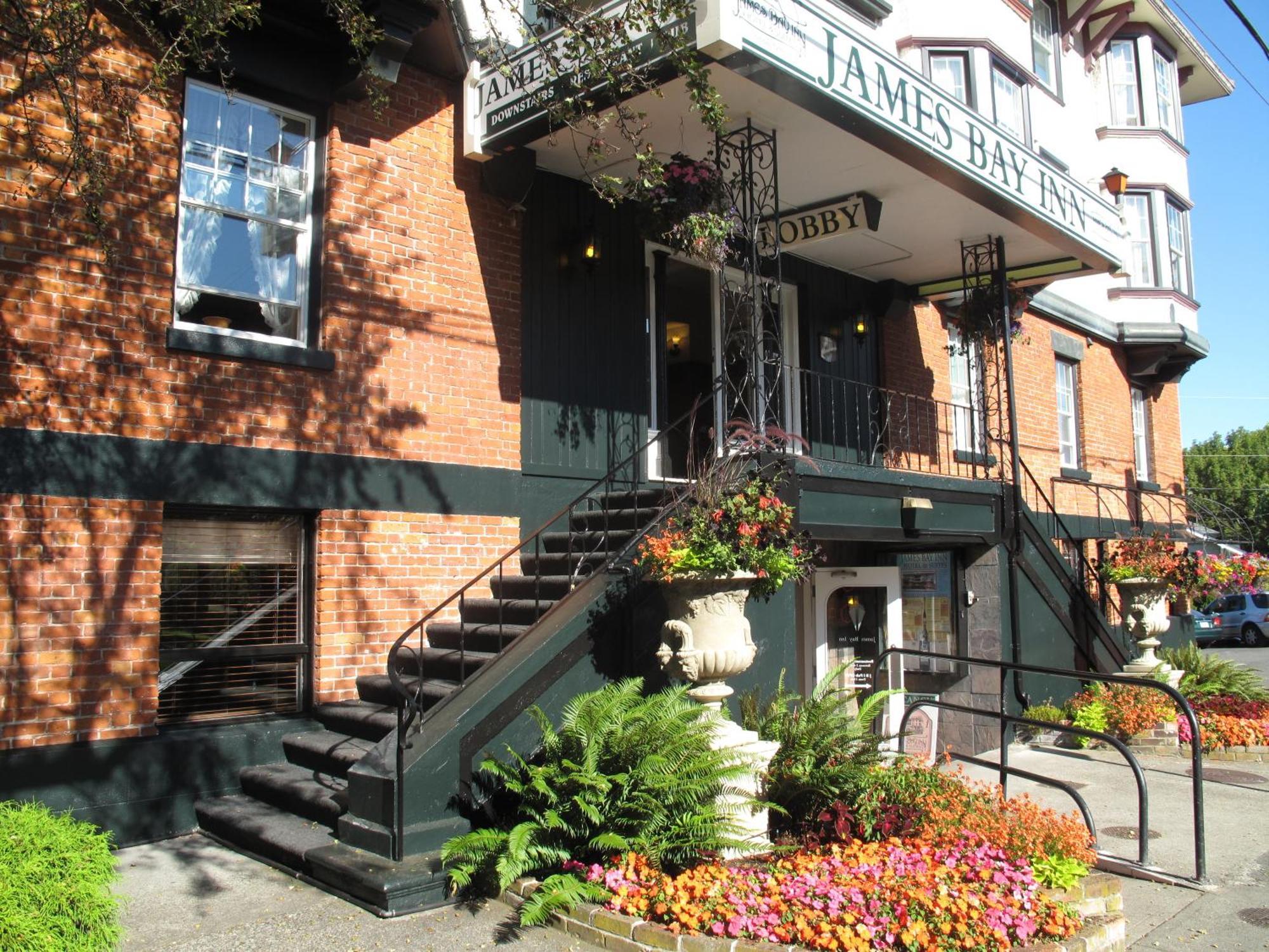 James Bay Inn Hotel, Suites & Cottage Victoria Dış mekan fotoğraf